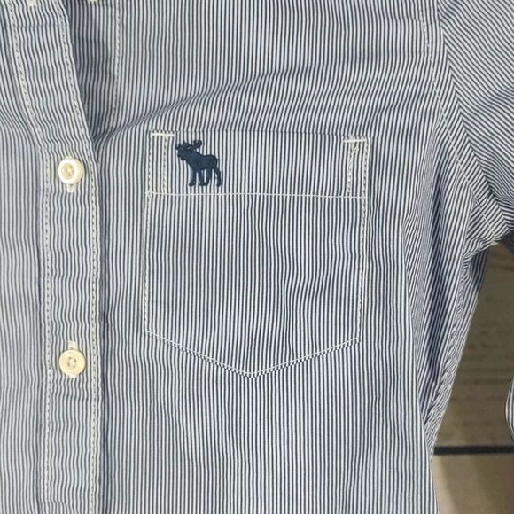 BOY'S Abercrombie Kids Button Down Shirt - Picture 3 of 8
